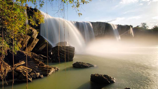 Dray Nur waterfall- symbol of beauty in the Central Highlands