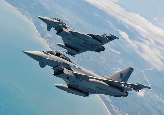 Máy bay tiêm kích đa năng Eurofighter Typhoon. (Ảnh: google.co.uk)