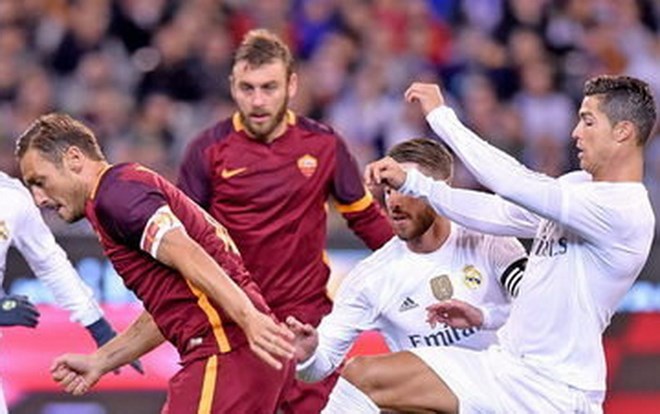 AS Roma đánh bại Real Madrid sau màn "đấu súng" kịch tính