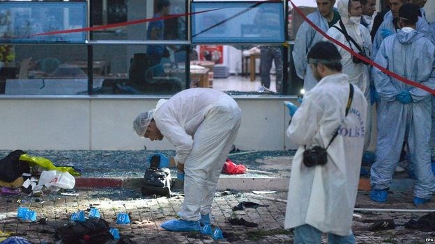 Hiện trường vụ đánh bom ở Thổ Nhĩ Kỳ. (Nguồn: BBC)