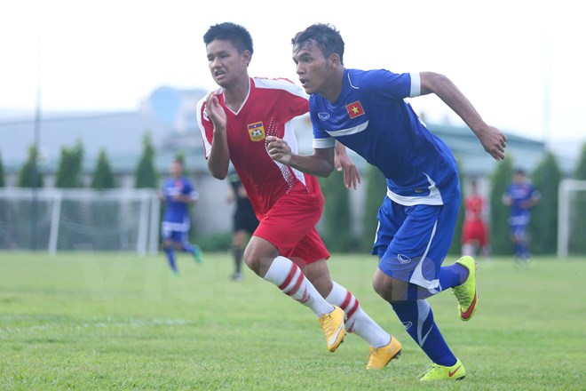 Không cần ngôi sao, U19 Việt Nam vẫn đè bẹp Singapore