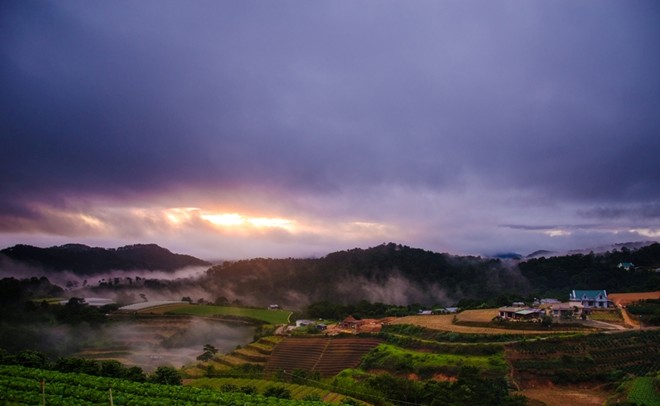 Gorgeous photos of sunrise in Vietnam