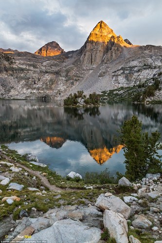  The sun lights up the peaks above Rae Lakes in Kings Canyon  