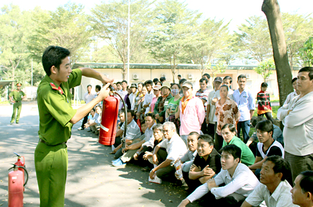 Xây dựng, nhân rộng các tổ tuyên truyền phòng cháy, chữa cháy  kiểu mẫu