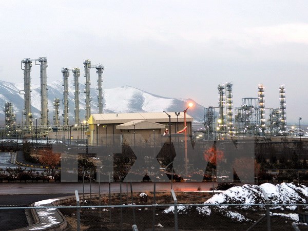Lệnh trừng phạt Iran sẽ có hiệu lực tới ít nhất tháng 1-2016