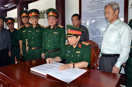 Military Political Director highly appreciates Dong Nai provincial achievements