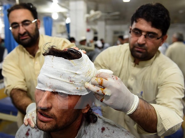 Ít nhất 150 người đã thiệt mạng trong vụ Động đất ở Nam Á