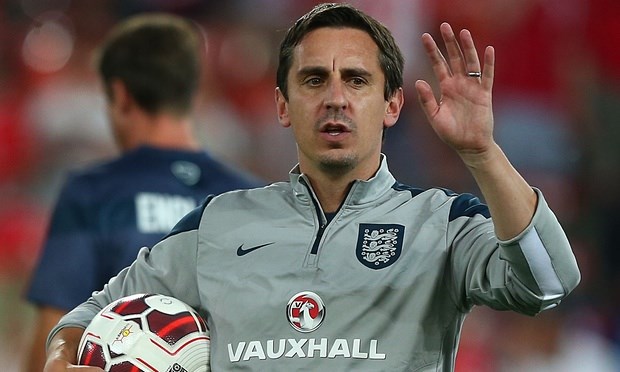 Gary Neville sẽ cùng em trai Phil Neville dẫn dắt Valencia. (Ảnh: BPI)