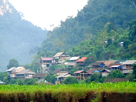 Bản Tày Pác Ngòi.