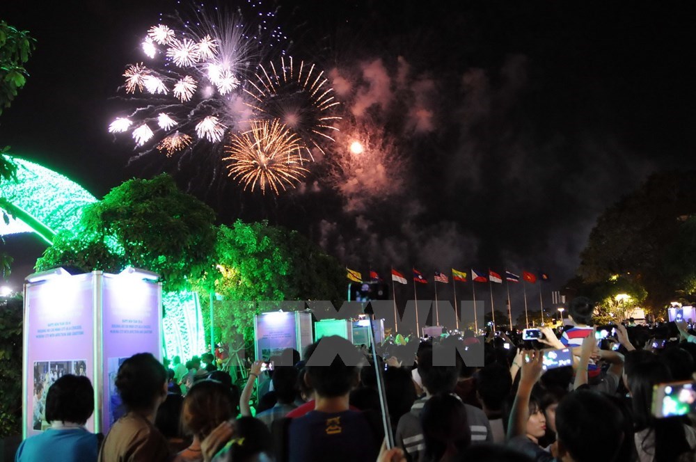 Fireworks are seen from Nguyen Hue street in HCM City