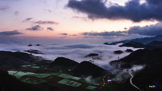 Moc Chau Plateau looks like a romantic picture