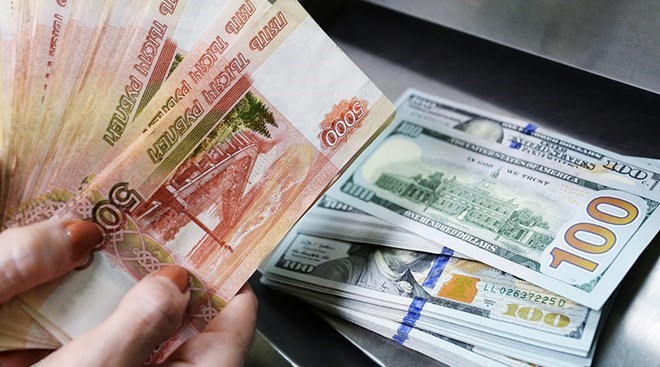 Đồng ruble của Nga "thoát đáy" nhờ giá dầu tăng trở lại