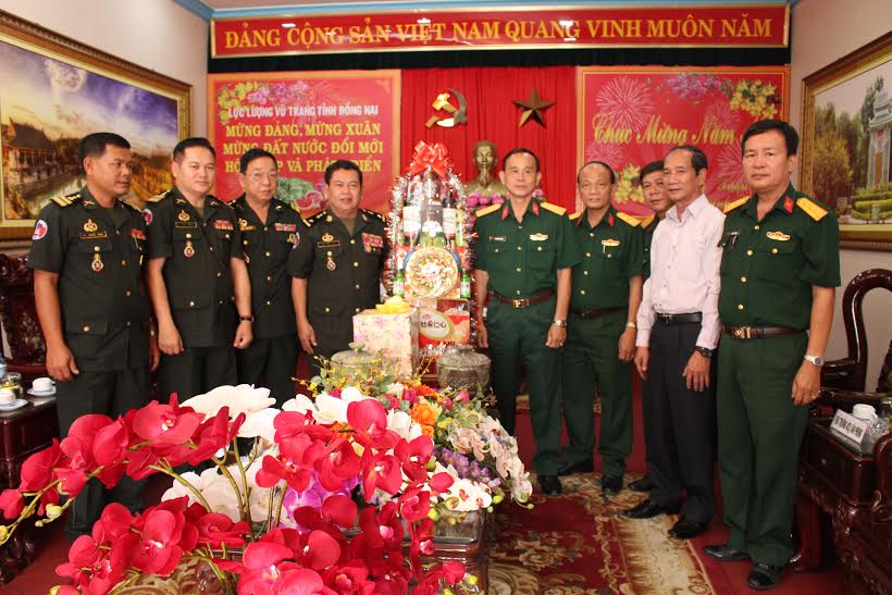 Royal Cambodian Army's delegation pays Tet visit to Dong Nai