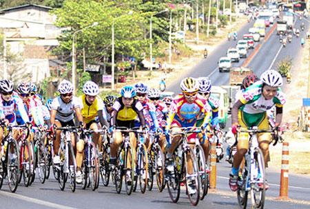 Cyclists seen in last year tournament.