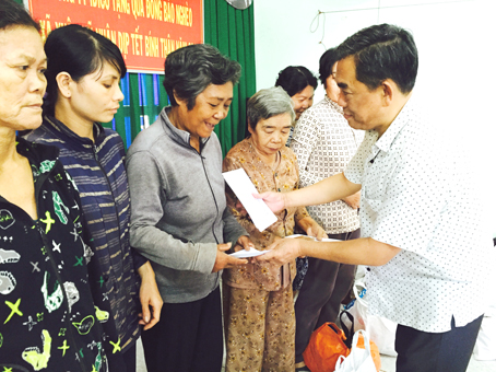 Tết ấm áp