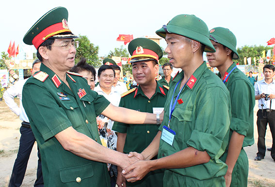3,000 youths in Dong Nai province join the army