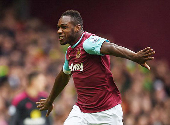 Michail Antonio đá M.U xuống thứ 5 ngay trước trận gặp Arsenal. (Nguồn: Reuters)