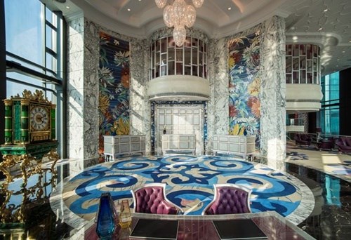 Lobby of The Reverie Saigon (Photo: VNA)