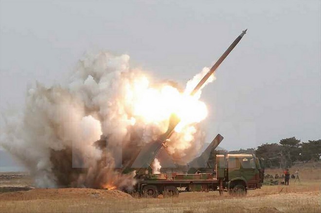 Triều Tiên phóng các vật thể bay tầm ngắn biển phía Đông nước này trong ngày 3/3. (Nguồn: Yonhap/TTXVN)