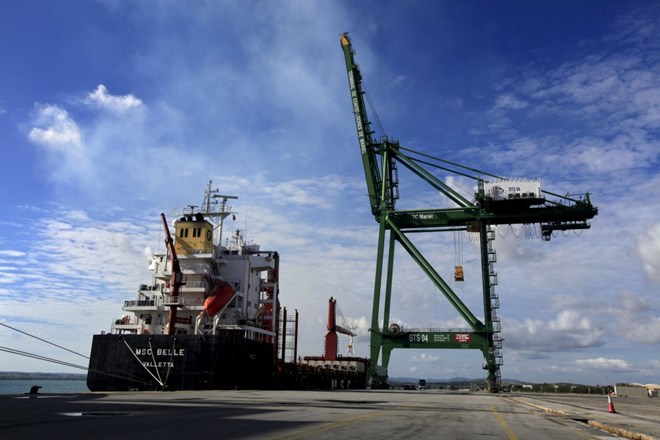 Một chiếc tàu chở hàng đậu tại cảng Mariel của Cuba. (Nguồn: Reuters)