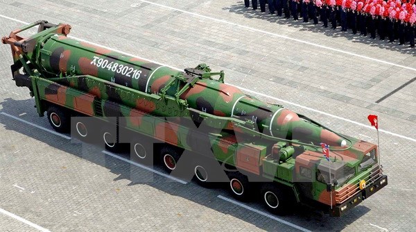 Một loại tên lửa của Triều Tiên được giới thiệu trong một lễ kỷ niệm ở Bình Nhưỡng. (Nguồn: Trend News/TTXVN)