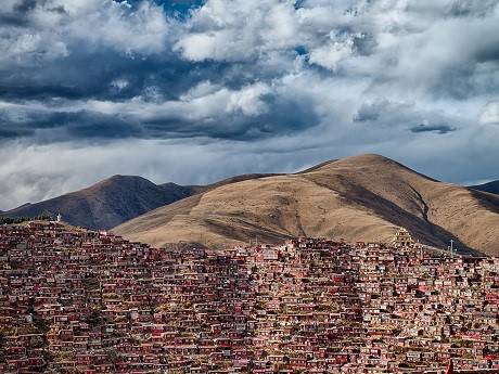 Larung Gar Buddhist Academy by Attila Balogh