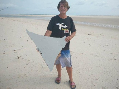 Mảnh vỡ máy bay ở Mozambique gần như chắc chắn của MH370