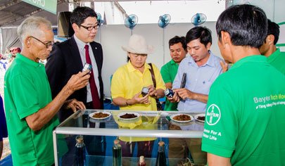 Grower Club’s members learn about Bayer Much More Fruits solutions 