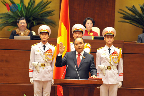 Nguyen Xuan Phuc voted in as new Prime Minister