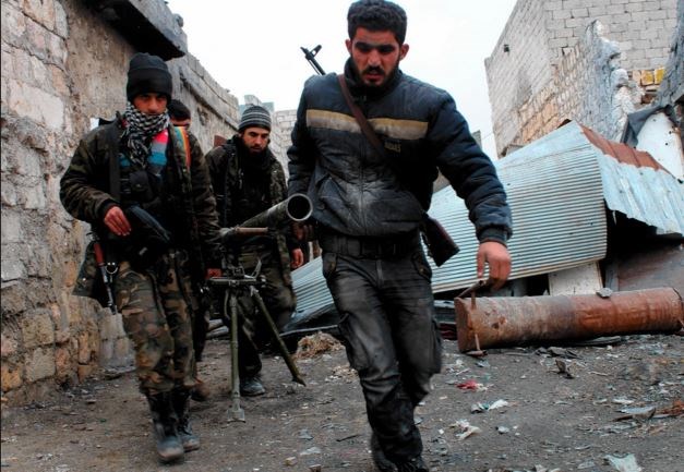 Aleppo bị bao vây từ 3 phía, đối lập Syria dọa bỏ bàn đàm phán