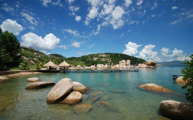 The must-visit islands of Khanh Hoa