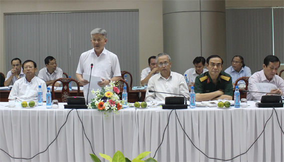 2. Đồng chí Lê Kim Bằng, Giám đốc Sở Văn hóa - thể thao - du lịch, Trưởng tiểu ban tuyên truyền phát biểu tại buổi làm việc.   