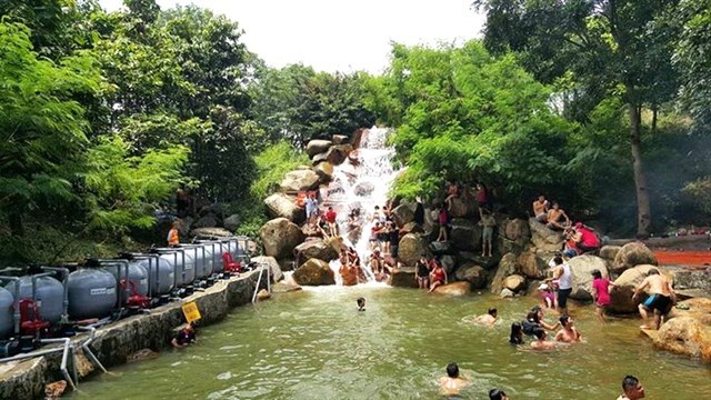 Sai Gon Railways launches tour to Binh Duong province