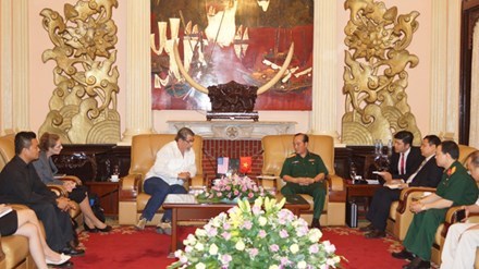 The hand-over ceremony (Source: tienphong.vn)