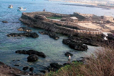 A budget weekend trip to Phu Quy Island
