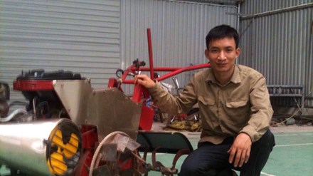 Young farmer invents versatile tilling, spraying machine