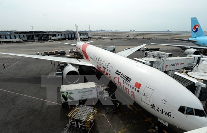 Máy bay Air China chở gần 300 khách hạ cánh khẩn cấp tại Canada