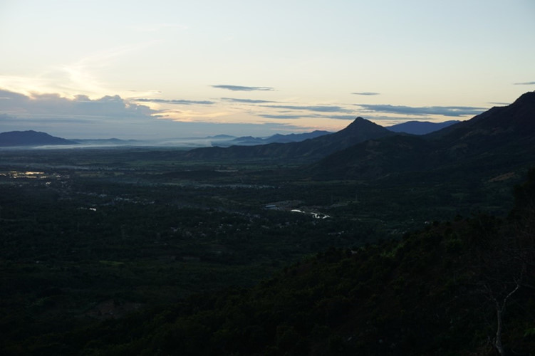 Known to the French as Bellevue Pass, Ngoan Muc Pass (altitude 980m) is located 43km southeast of Da Lat