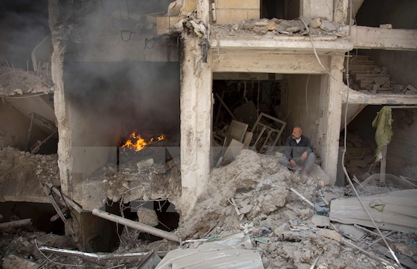 Cảnh đổ nát do xung đột tại Aleppo, Syria. (Nguồn: AFP/TTXVN)