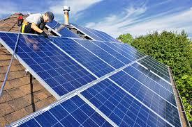 The UK Foreign & Commonwealth Office, Dragon Capital Group and HCM City's Energy Conservation Centre on Thursday announced the funding of an initiative to develop rooftop solar photovoltaic systems in HCM City and the provinces of Binh Duong, Long An and Dong Nai. — VNS Photo