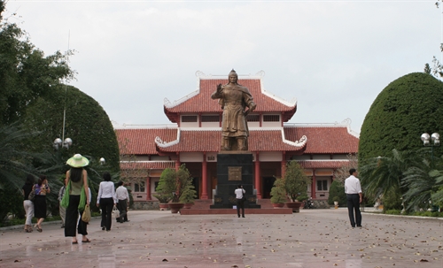 Statue of Emperor Quang Trung (Photo: VNA)