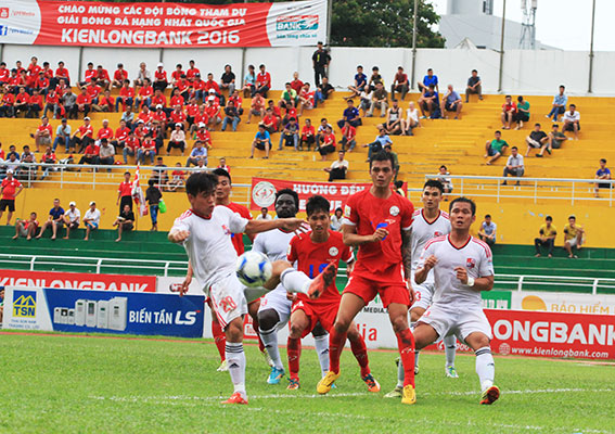 Thắng đậm tân vô địch TP. Hồ Chí Minh, Đồng Nai chiếm ngôi nhì bảng