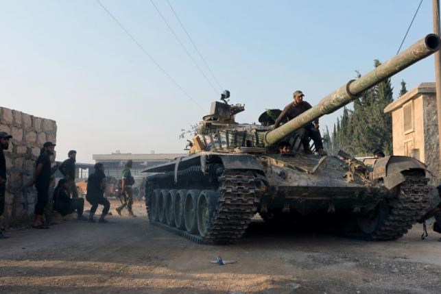 Phiến quân tuyên bố chiếm căn cứ rất quan trọng ở Syria