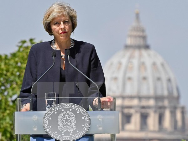 Tổng thống Mỹ có cuộc gặp chính thức đầu tiên với tân Thủ tướng Anh