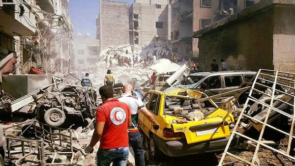 ​Máy bay ném bom chợ ở Syria khiến ít nhất 25 người thiệt mạng