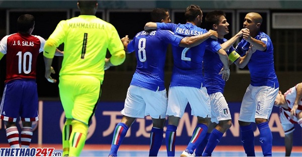 ĐT futsal Italia có chiến thắng 4-2 trước Paraguay