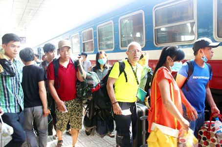 Bắt đầu bán vé tàu tết 2017