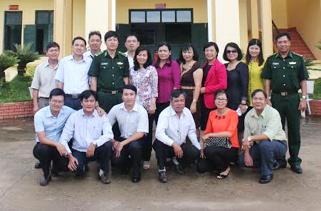 1. Đoàn công tác của Đồng Nai đến thăm cán bộ, chiến sỹ Đồn biên phòng Bờ Y, huyện Ngọc Hồi, tỉnh Kon Tum