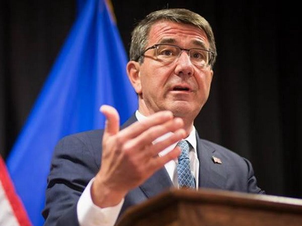 Bộ trưởng Quốc phòng Mỹ Ashton Carter. (Nguồn: Reuters)