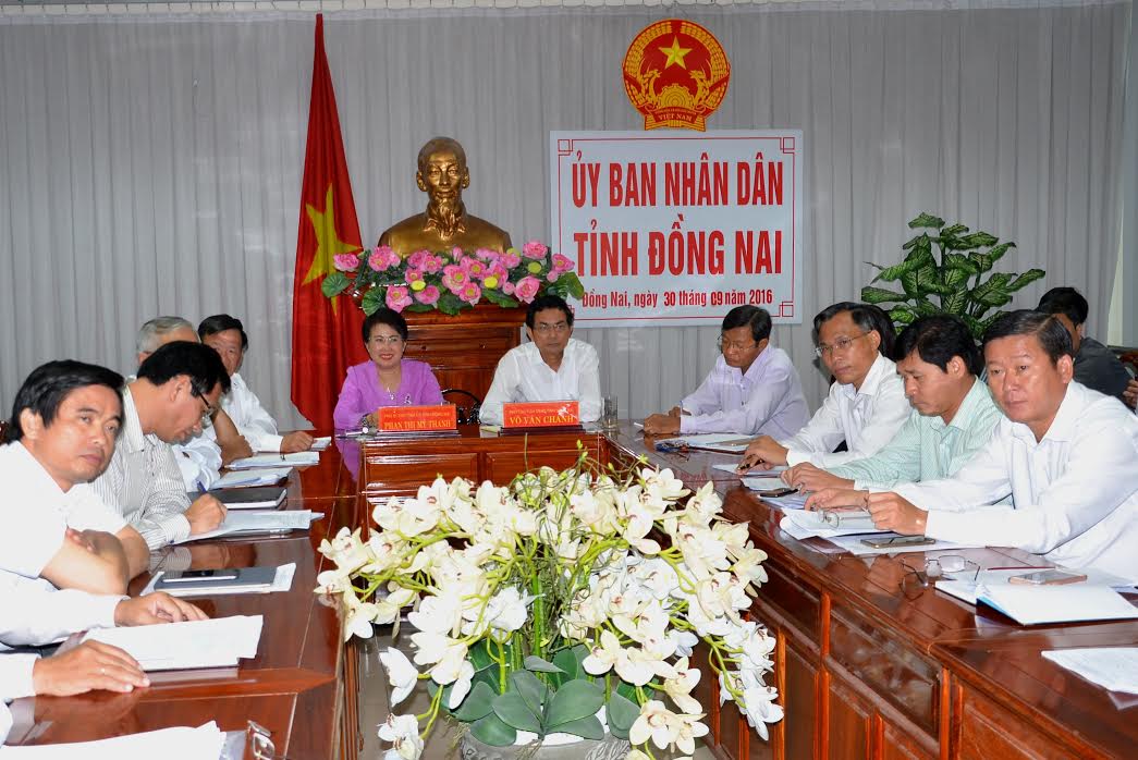 Không được huy động quá sức dân, nhất là dân nghèo